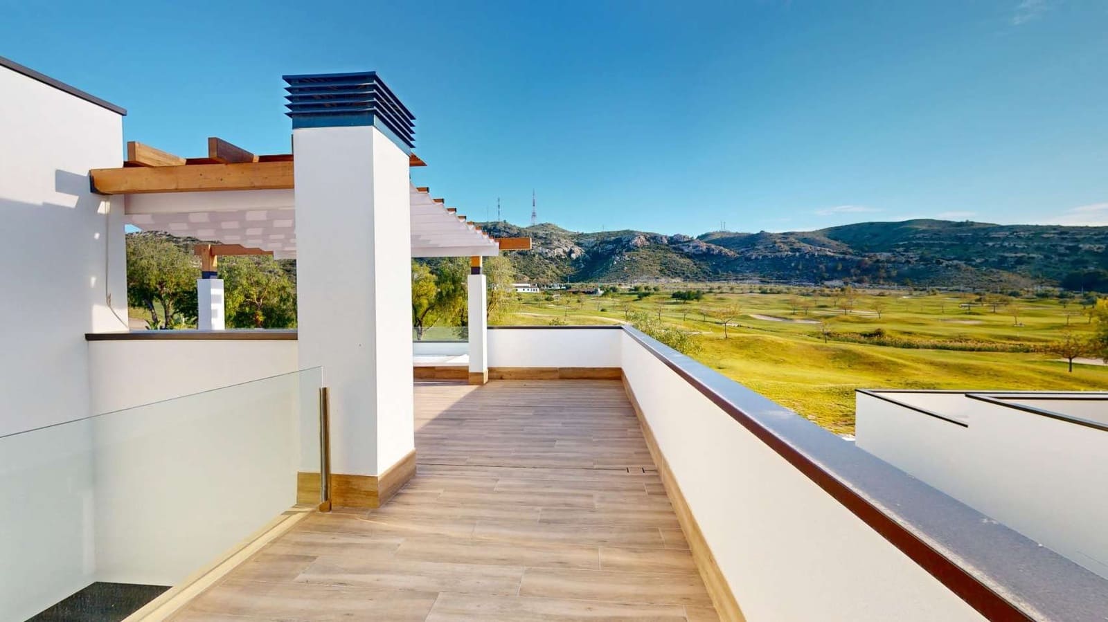 3 bedroom Villa for sale in Monforte del Cid with pool - € 795,000 (Ref: 9619096)