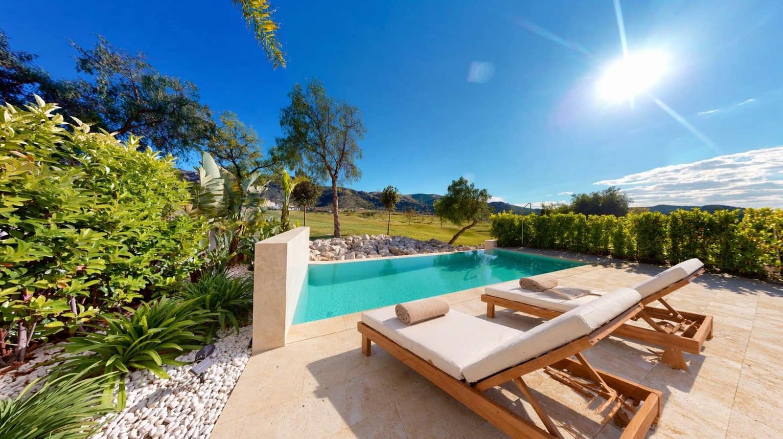 3 bedroom Villa for sale in Monforte del Cid with pool - € 795,000 (Ref: 9619096)