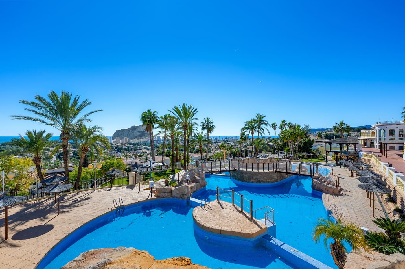 2 soverom Bungalow til salgs i Calpe / Calp med svømmebasseng garasje - € 199 000 (Ref: 9622355)