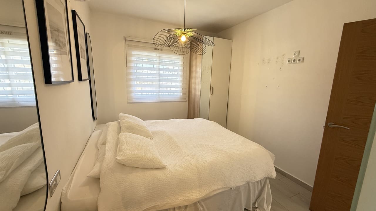 2 soverom Villa til salgs i Villamartin med svømmebasseng - € 255 000 (Ref: 9625411)