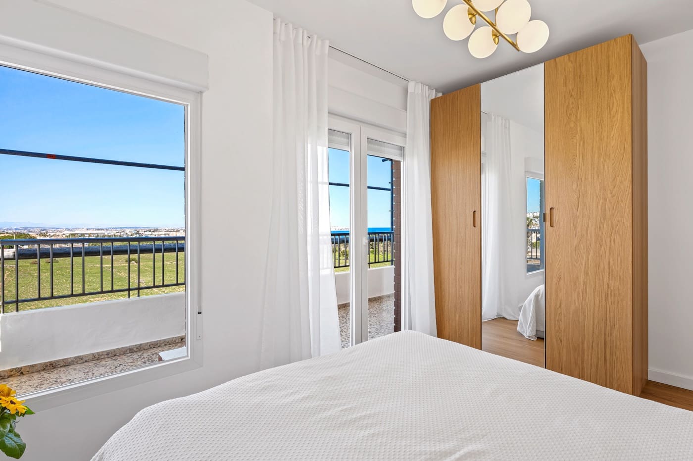 2 makuuhuone Kattohuoneisto myytävänä paikassa Orihuela Costa mukana uima-altaan - 269 000 € (Ref: 9627342)