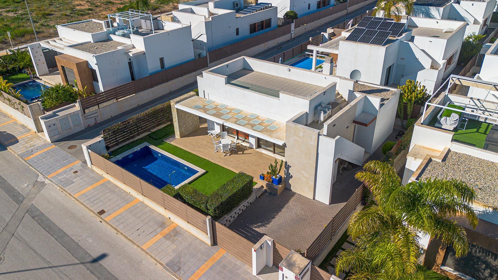 3 slaapkamer Villa te koop in Vistabella met zwembad garage - € 499.000 (Ref: 9627352)