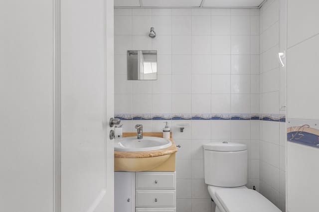 2 sypialnia Willa na sprzedaż w El Raso, Guardamar del Segura z basenem - 250 000 € (Ref: 9627353)