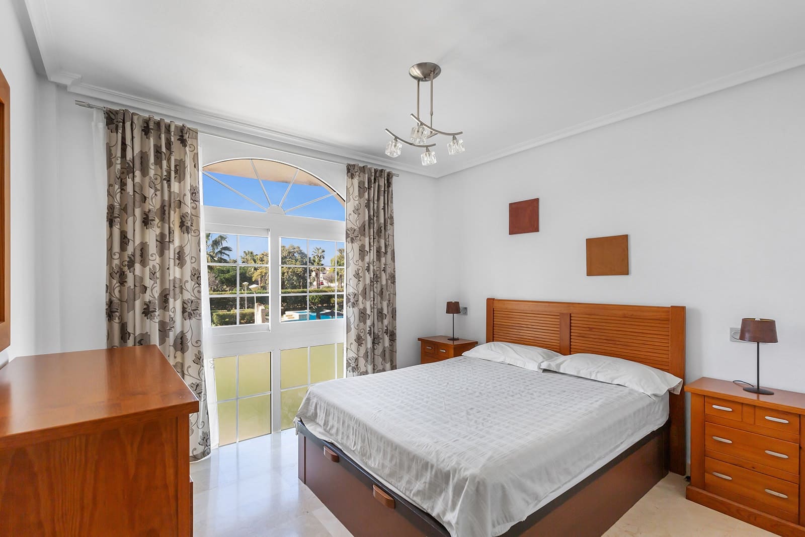 2 makuuhuone Huvila myytävänä paikassa El Raso mukana uima-altaan - 250 000 € (Ref: 9627353)