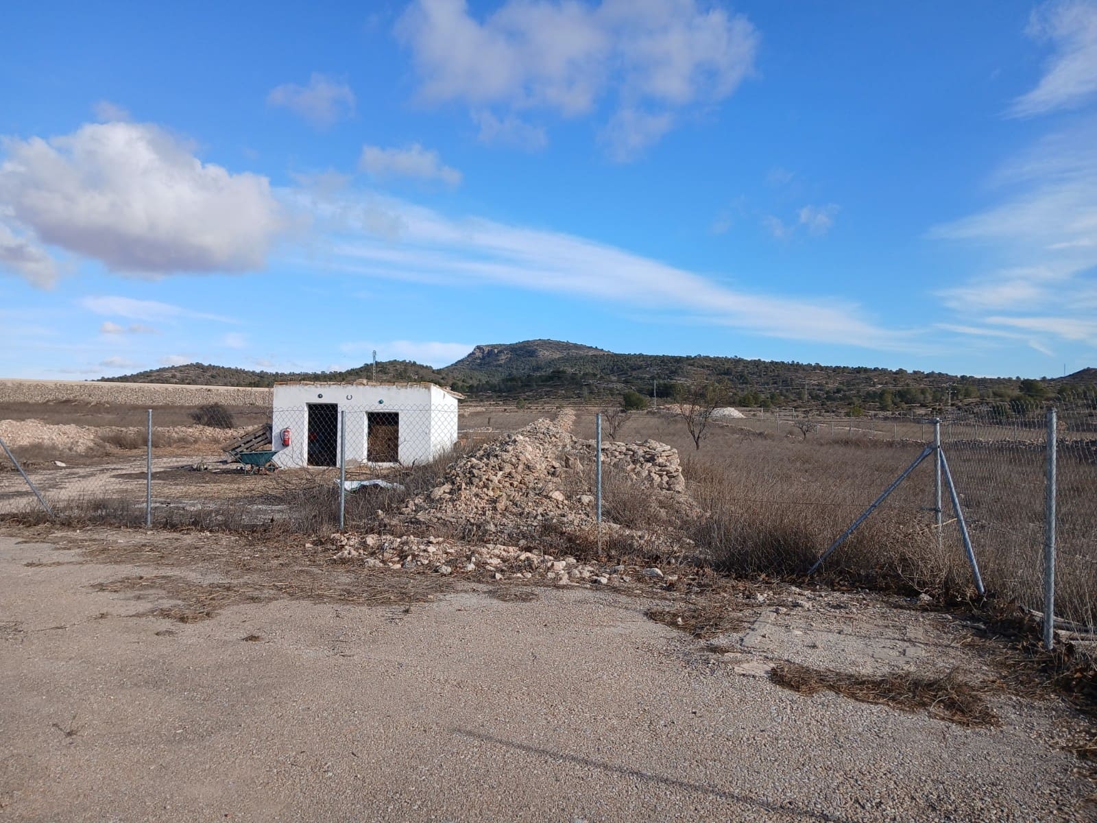 3 bedroom Finca/Country House for sale in Monovar / Monover with pool garage - € 200,000 (Ref: 9627362)