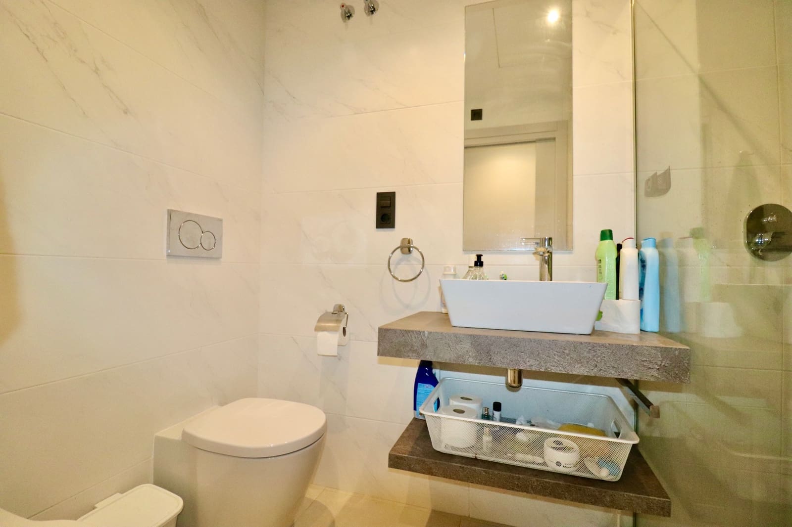 3 bedroom Beach Apartment for sale in Guardamar del Segura with pool garage - € 269,500 (Ref: 9627368)