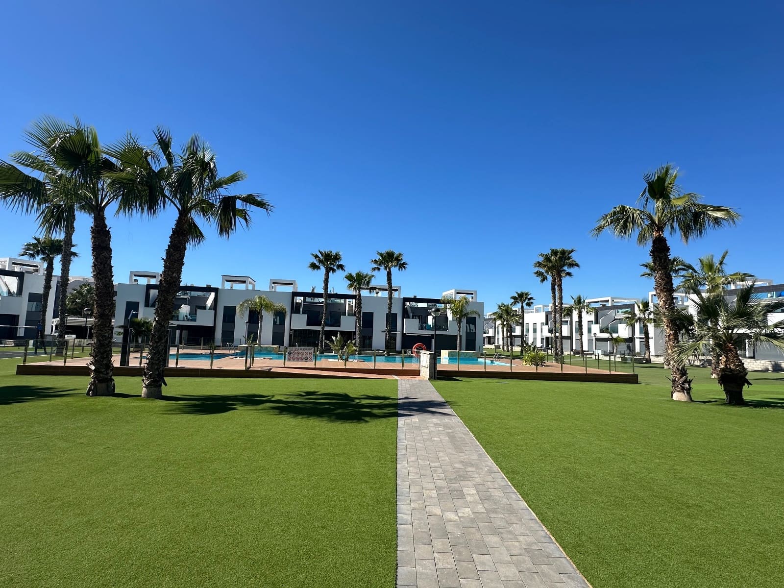 3 chambre Appartement de Plage à vendre à Guardamar del Segura avec piscine garage - 269 500 € (Ref: 9627368)