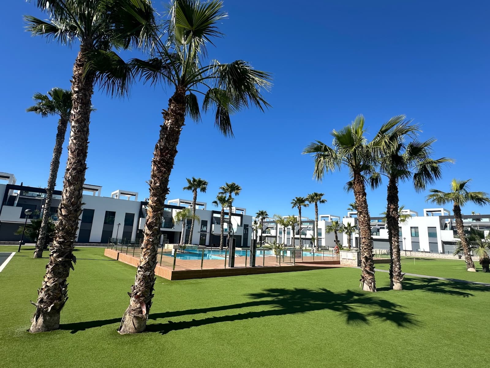 3 chambre Appartement de Plage à vendre à Guardamar del Segura avec piscine garage - 269 500 € (Ref: 9627368)