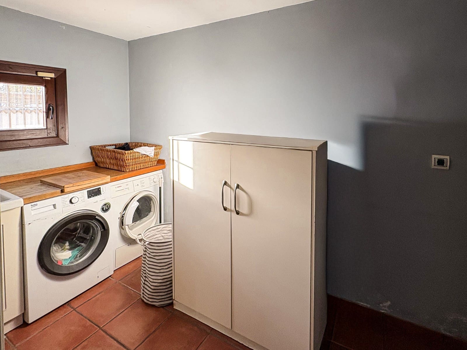 4 soveværelse Villa til salg i Santa Pola med swimmingpool - € 890.000 (Ref: 9629801)