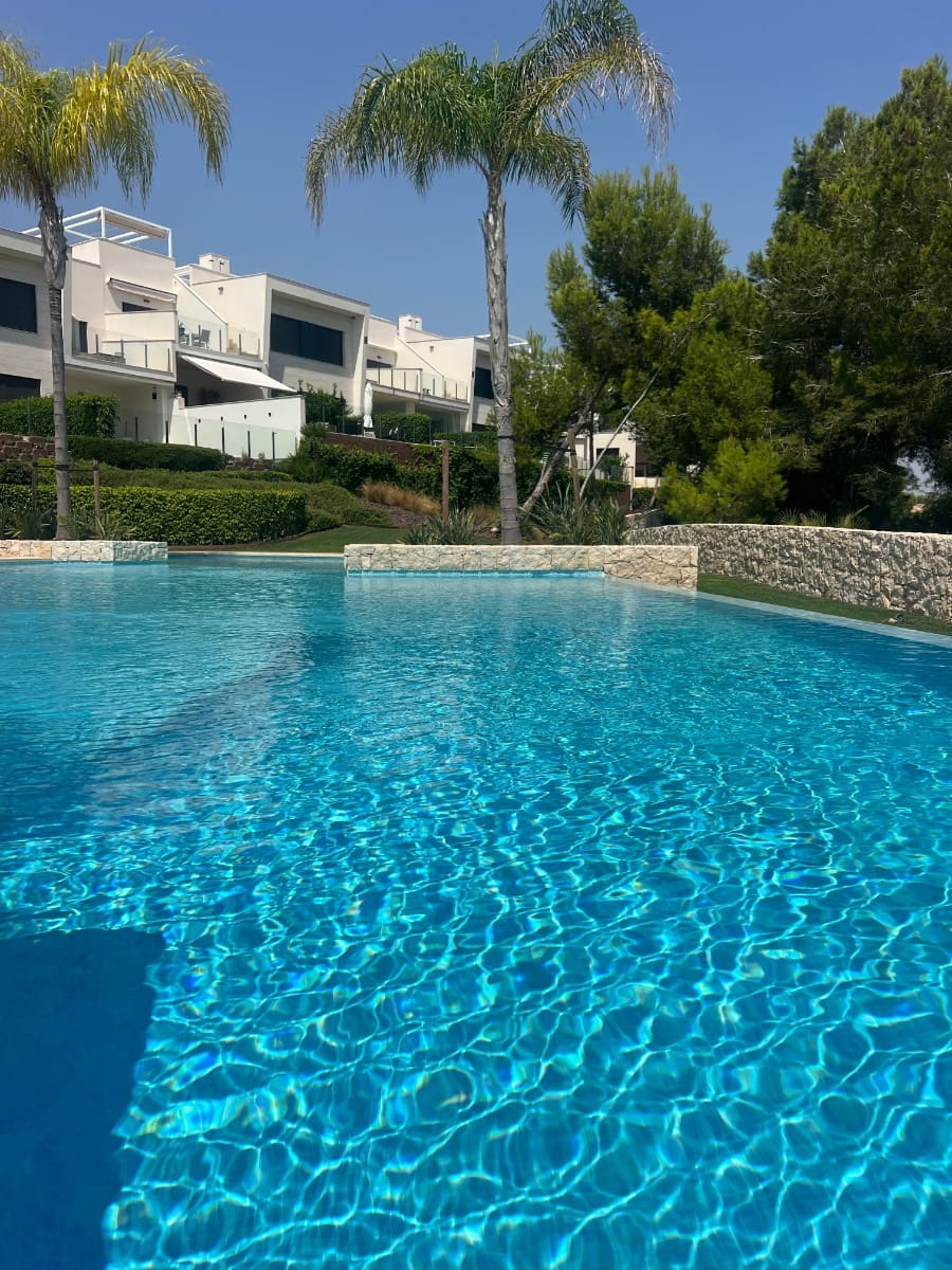 Apartamento de 2 habitaciones en Pilar de la Horadada en venta con piscina - 295.000 € (Ref: 9629804)