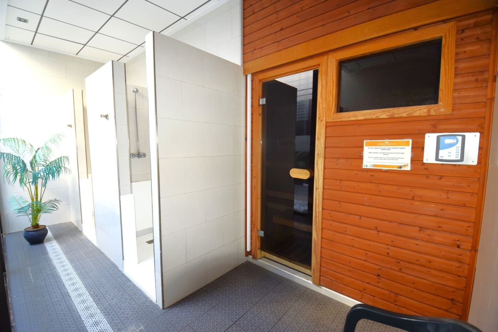 2 soveværelse Strandlejlighed til salg i Guardamar del Segura med swimmingpool - € 299.000 (Ref: 9629805)