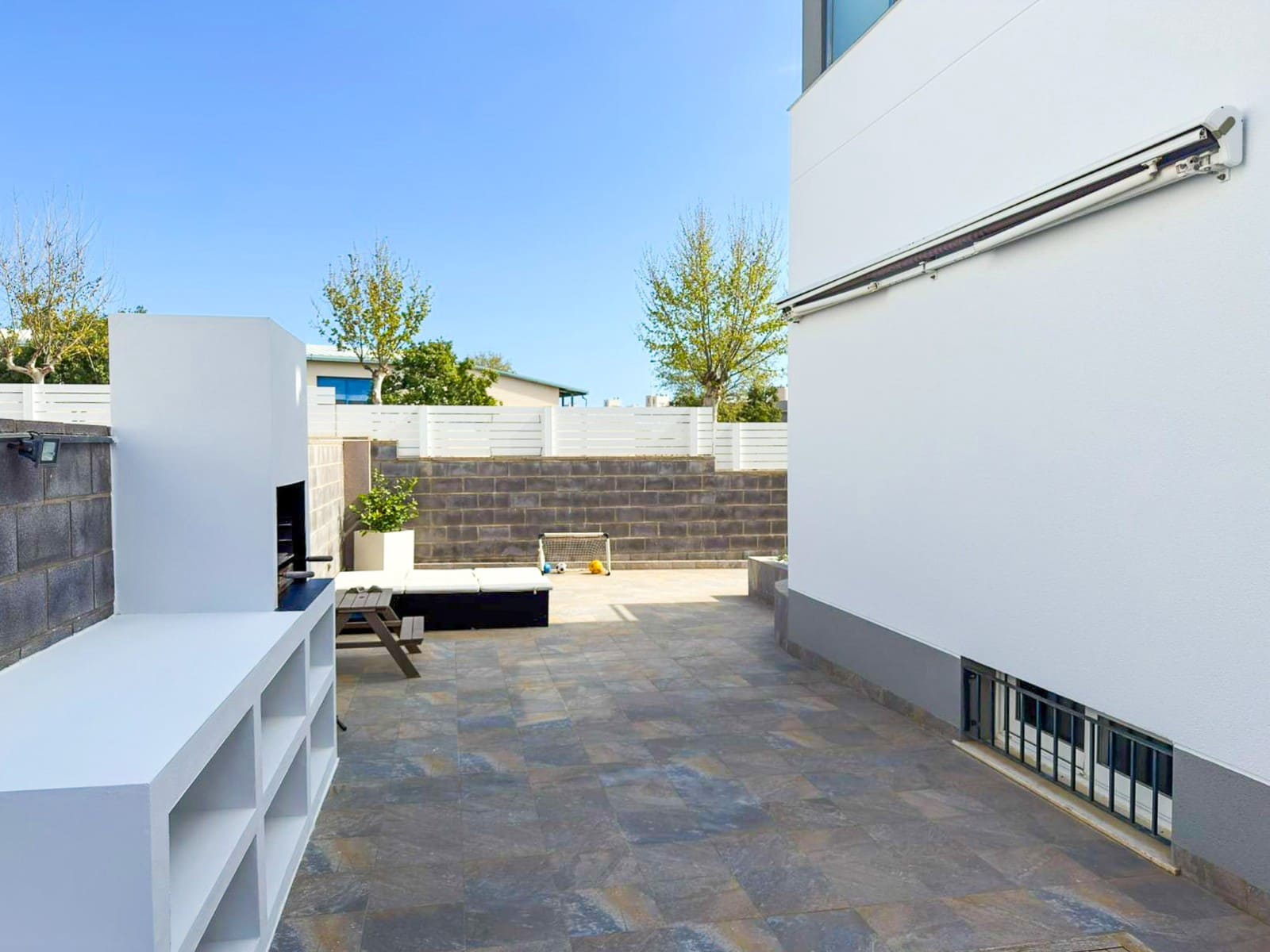 3 quarto Moradia para venda em Torrevieja com piscina garagem - 399 900 € (Ref: 9629806)