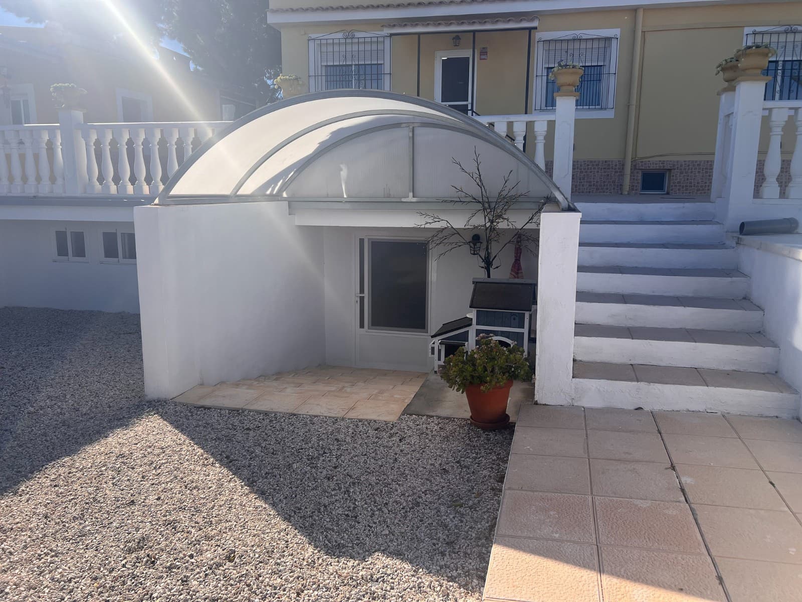 6 makuuhuone Maalaistalo myytävänä paikassa Alicante kaupunki mukana uima-altaan 
autotalli - 659 500 € (Ref: 9629807)