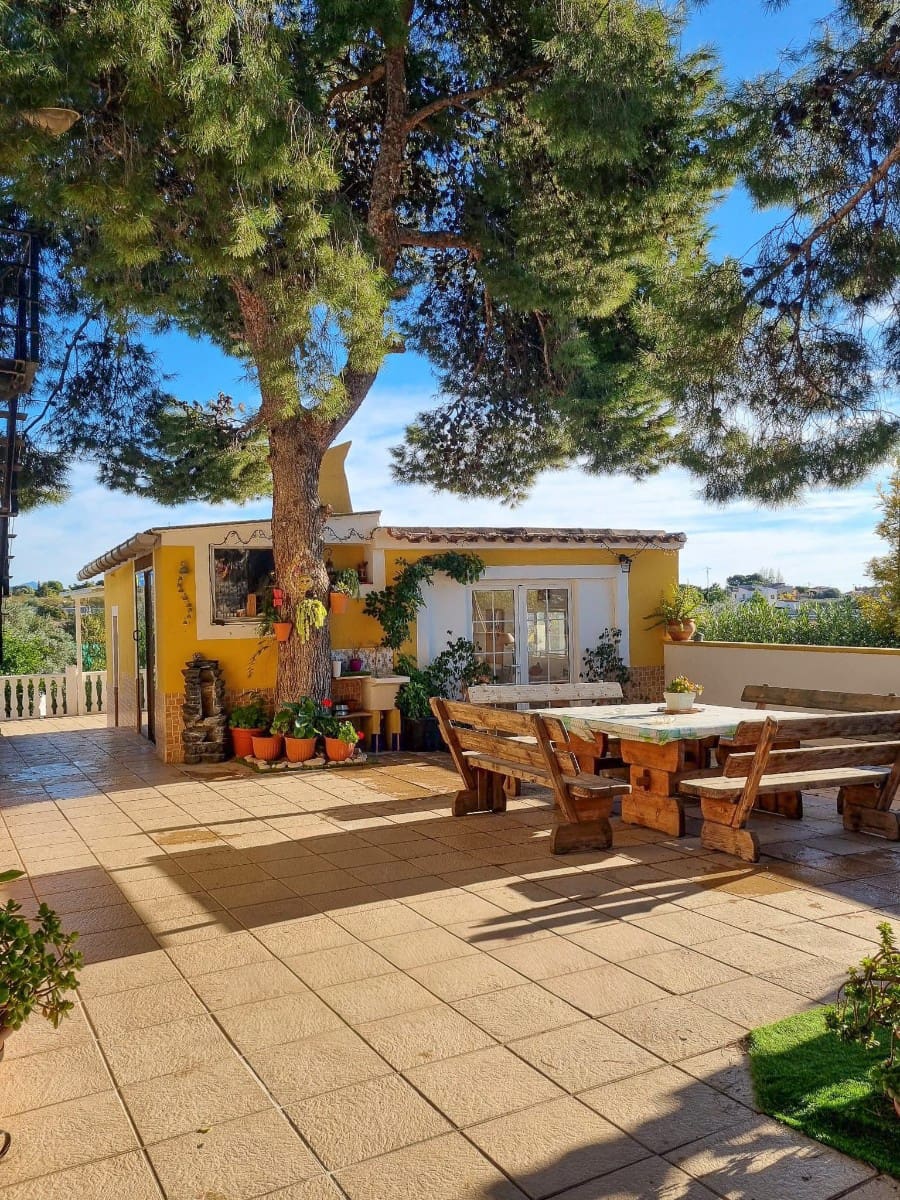 6 makuuhuone Maalaistalo myytävänä paikassa Alicante kaupunki mukana uima-altaan 
autotalli - 659 500 € (Ref: 9629807)