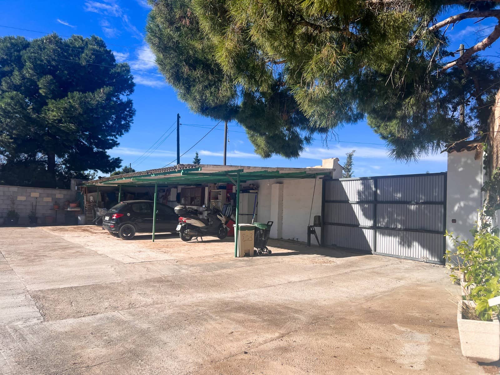 6 makuuhuone Maalaistalo myytävänä paikassa Alicante kaupunki mukana uima-altaan 
autotalli - 659 500 € (Ref: 9629807)