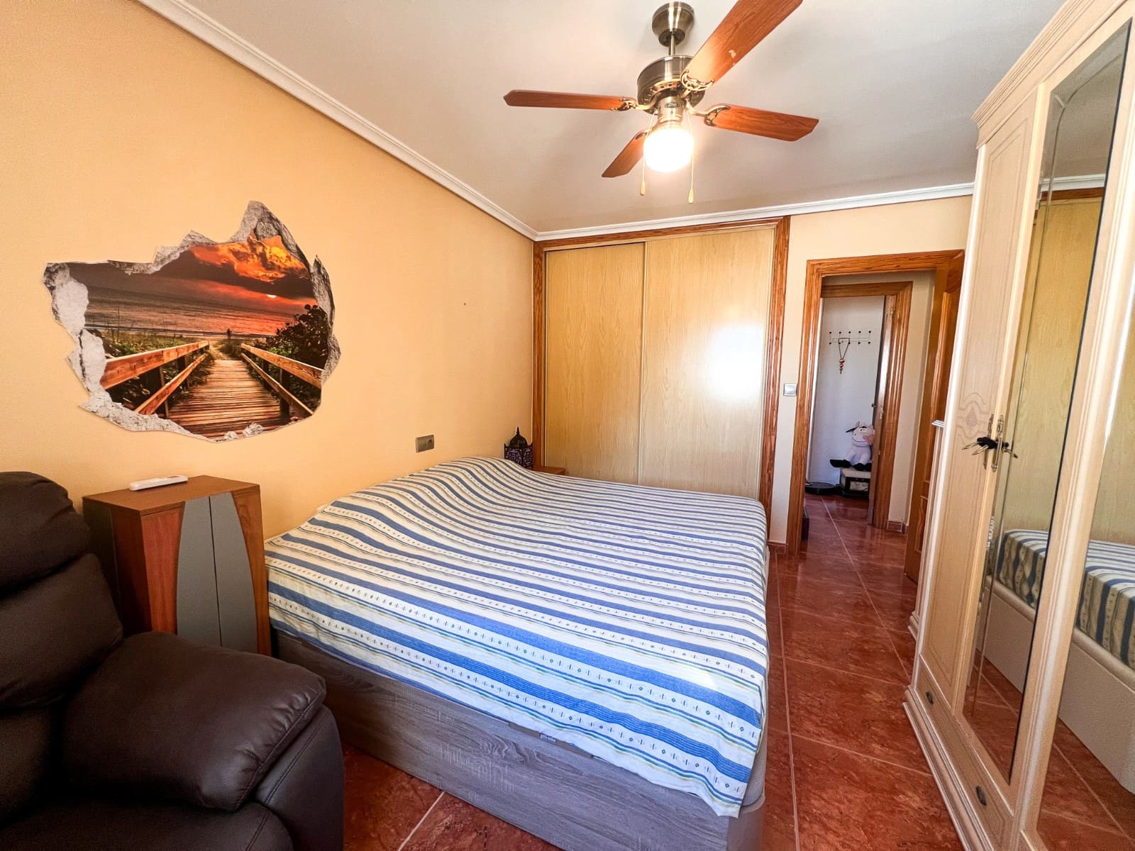 6 makuuhuone Maalaistalo myytävänä paikassa Alicante kaupunki mukana uima-altaan 
autotalli - 659 500 € (Ref: 9629807)