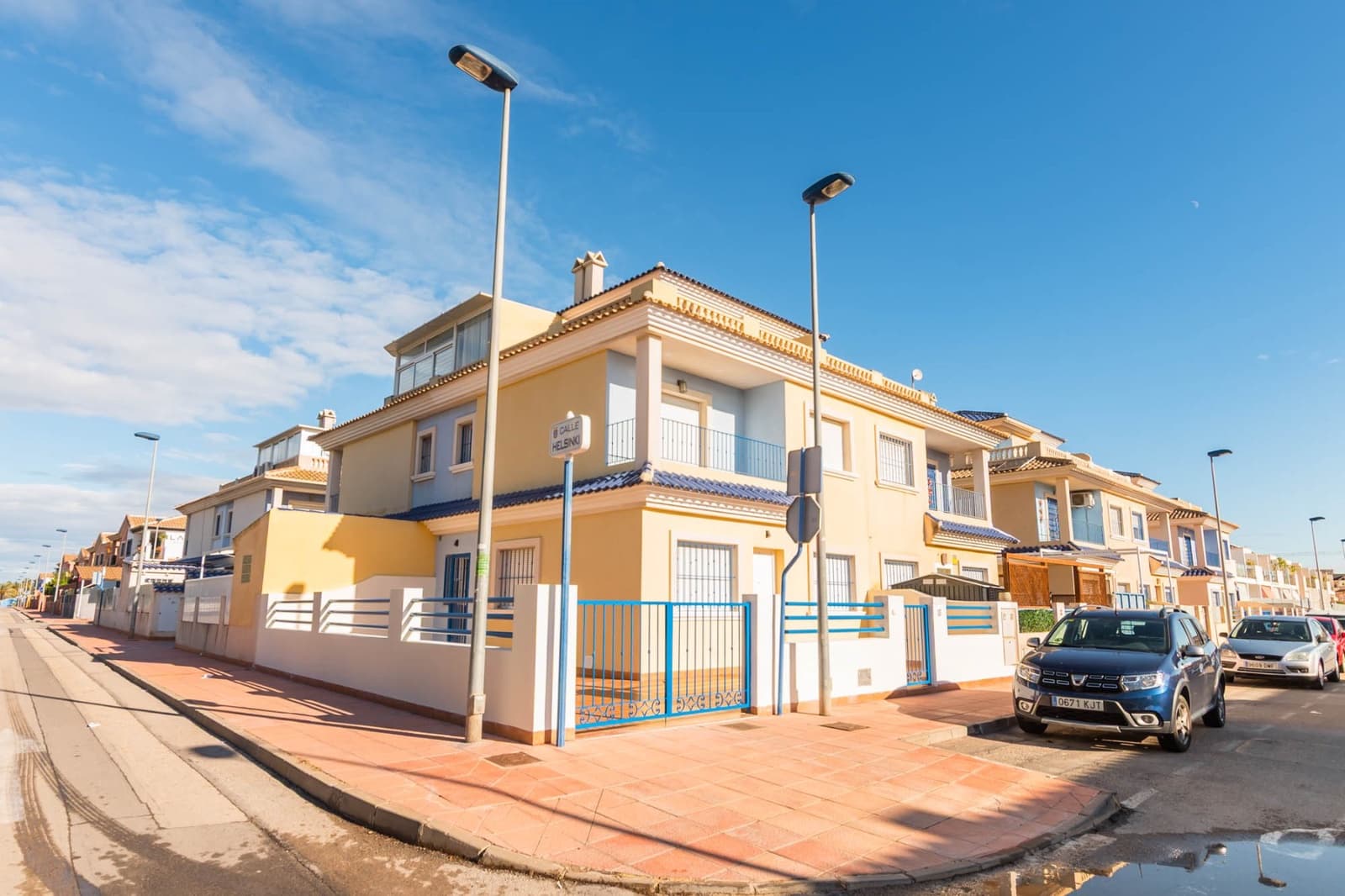Casa de 3 habitaciones en Los Alcázares en venta con piscina garaje - 235.000 € (Ref: 9629810)