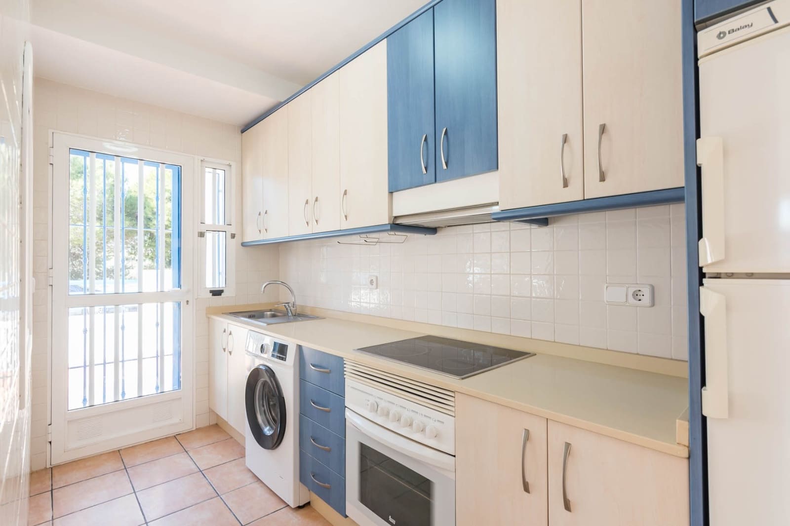 Casa de 3 habitaciones en Los Alcázares en venta con piscina garaje - 235.000 € (Ref: 9629810)