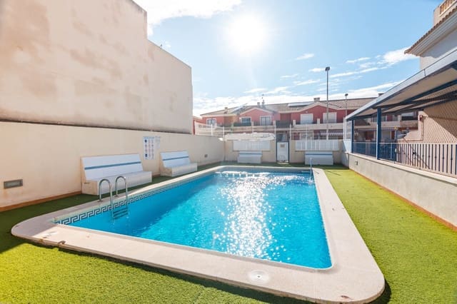 3 soverom Hus til salgs i Los Alcázares med svømmebasseng garasje - € 235 000 (Ref: 9629810)