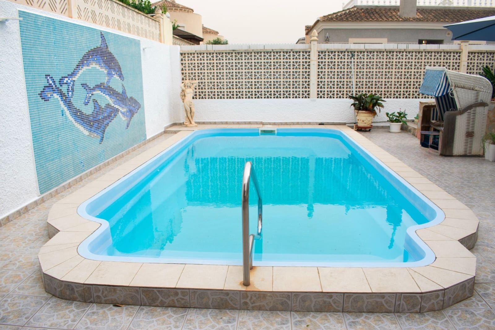 2 sypialnia Willa na sprzedaż w Torrevieja z basenem garażem - 337 000 € (Ref: 9629813)