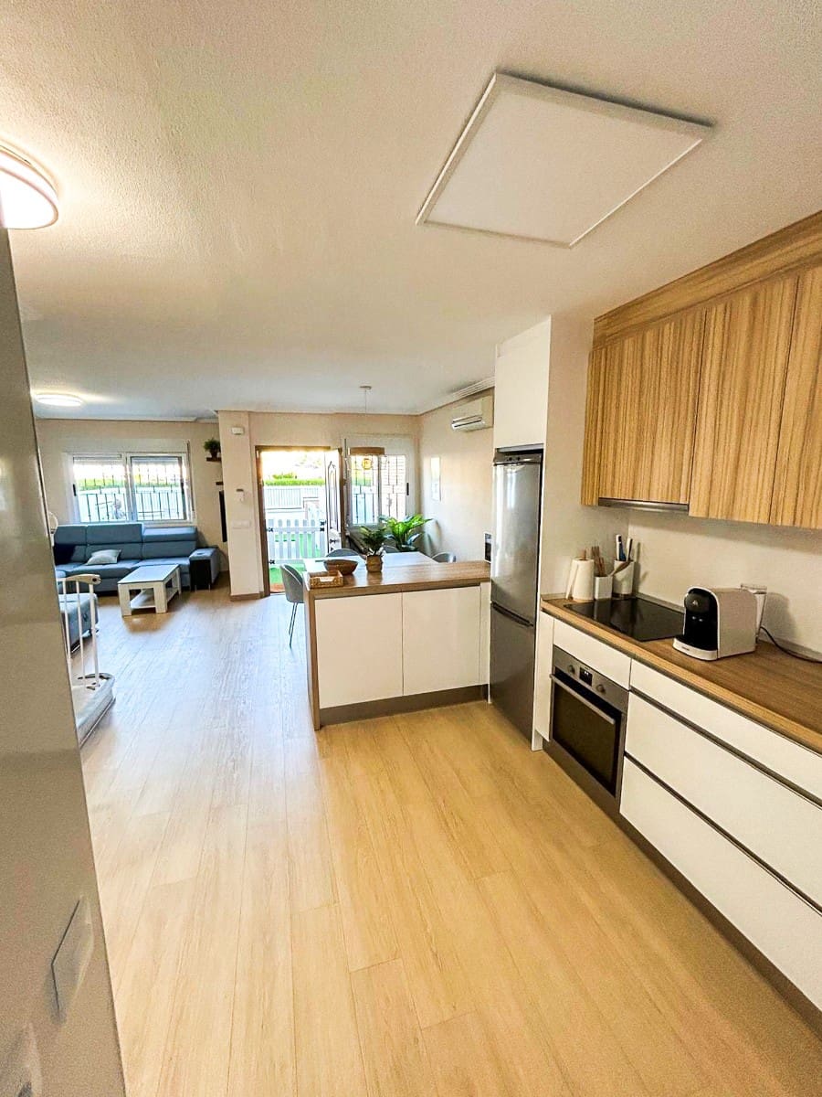 3 soveværelse Byhus til salg i Torre de la Horadada med swimmingpool garage - € 383.300 (Ref: 9629816)