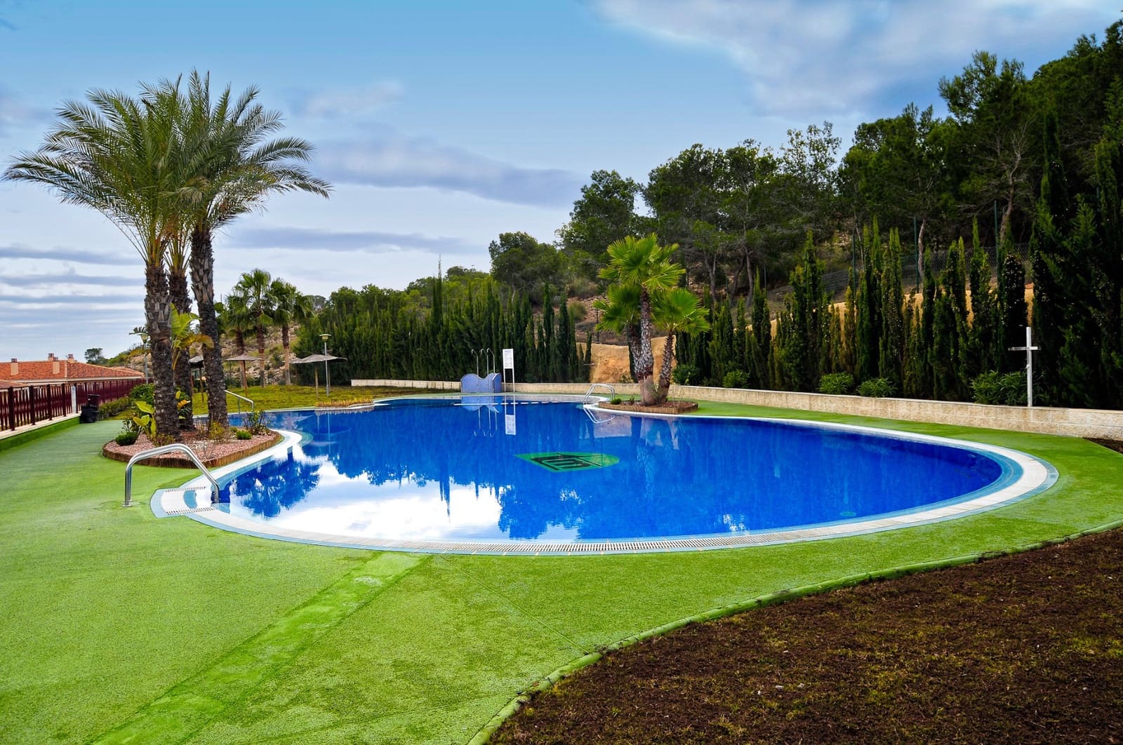 2 bedroom Apartment for sale in Gran Alacant with pool garage - € 280,000 (Ref: 9629825)