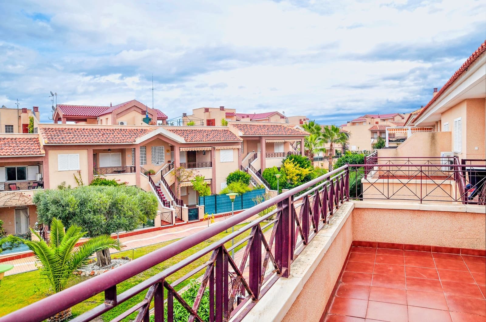 2 bedroom Apartment for sale in Gran Alacant with pool garage - € 280,000 (Ref: 9629825)