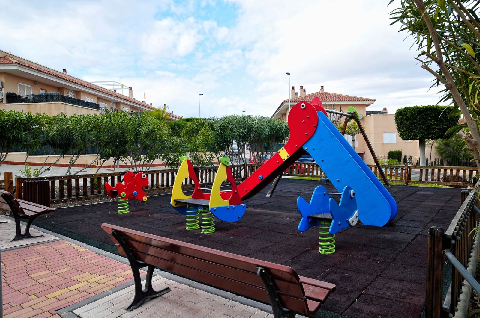 2 bedroom Apartment for sale in Gran Alacant with pool garage - € 280,000 (Ref: 9629825)