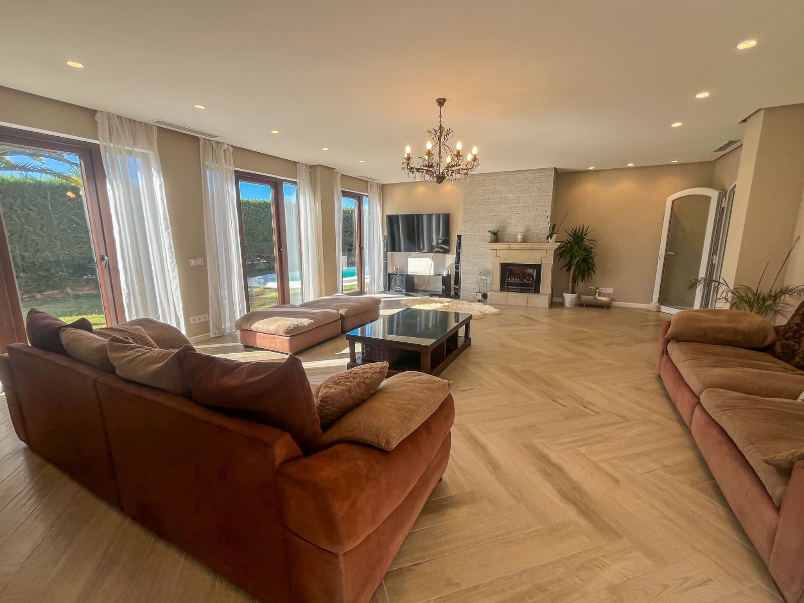 4 Zimmer Villa zu verkaufen in Finestrat mit Pool Garage - 1.050.000 € (Ref: 9634088)