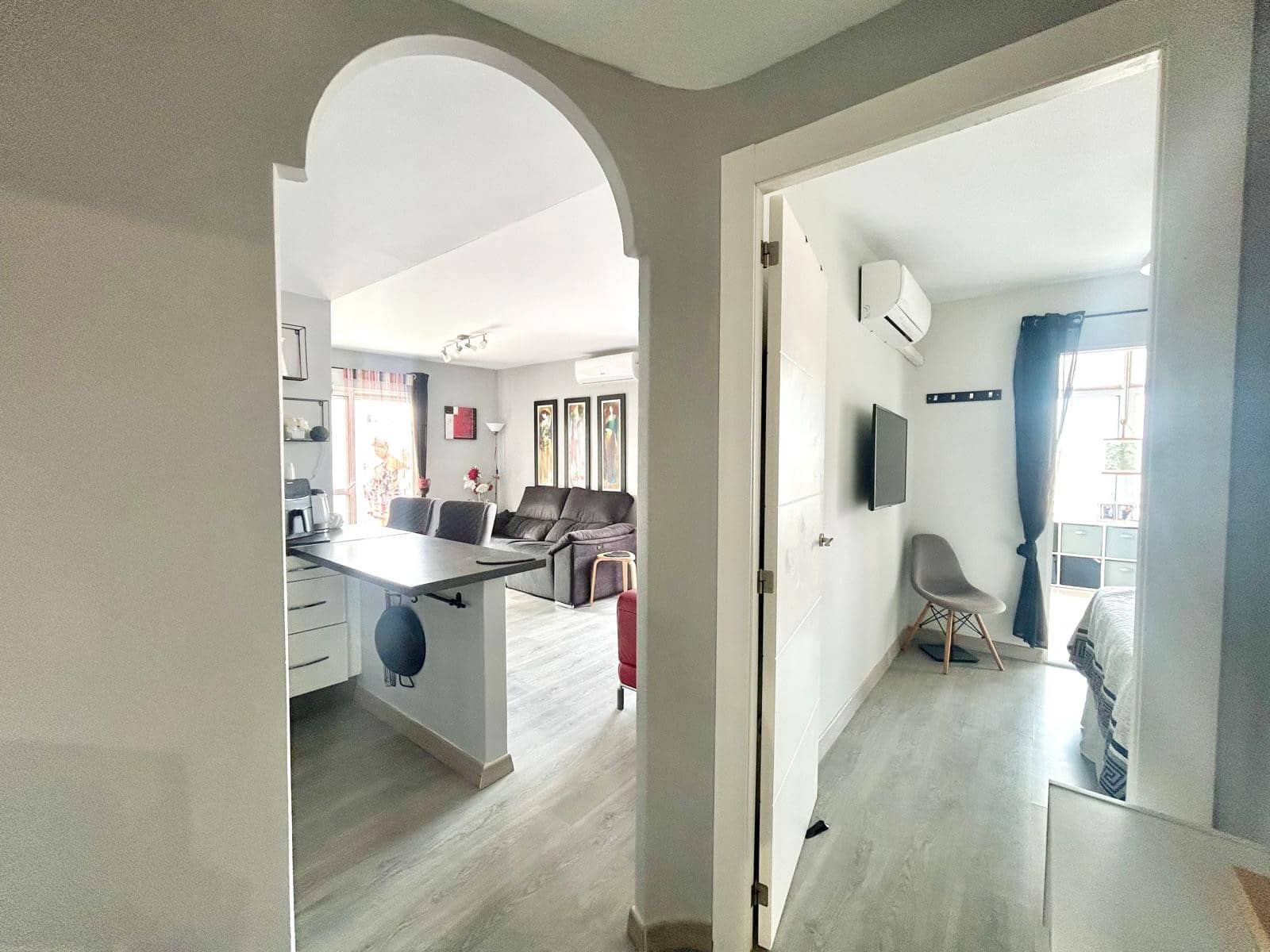 2 soverom Penthouse til salgs i Torrevieja - € 149 950 (Ref: 9634100)