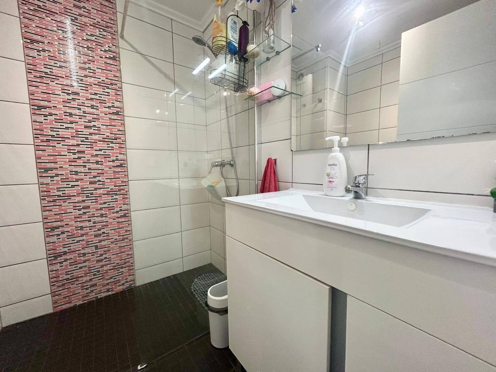 2 soverom Penthouse til salgs i Torrevieja - € 149 950 (Ref: 9634100)