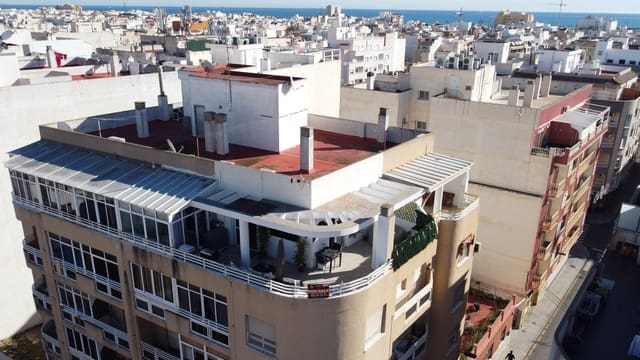 2 soverom Penthouse til salgs i El Molino, Torrevieja - € 149 950 (Ref: 9634100)