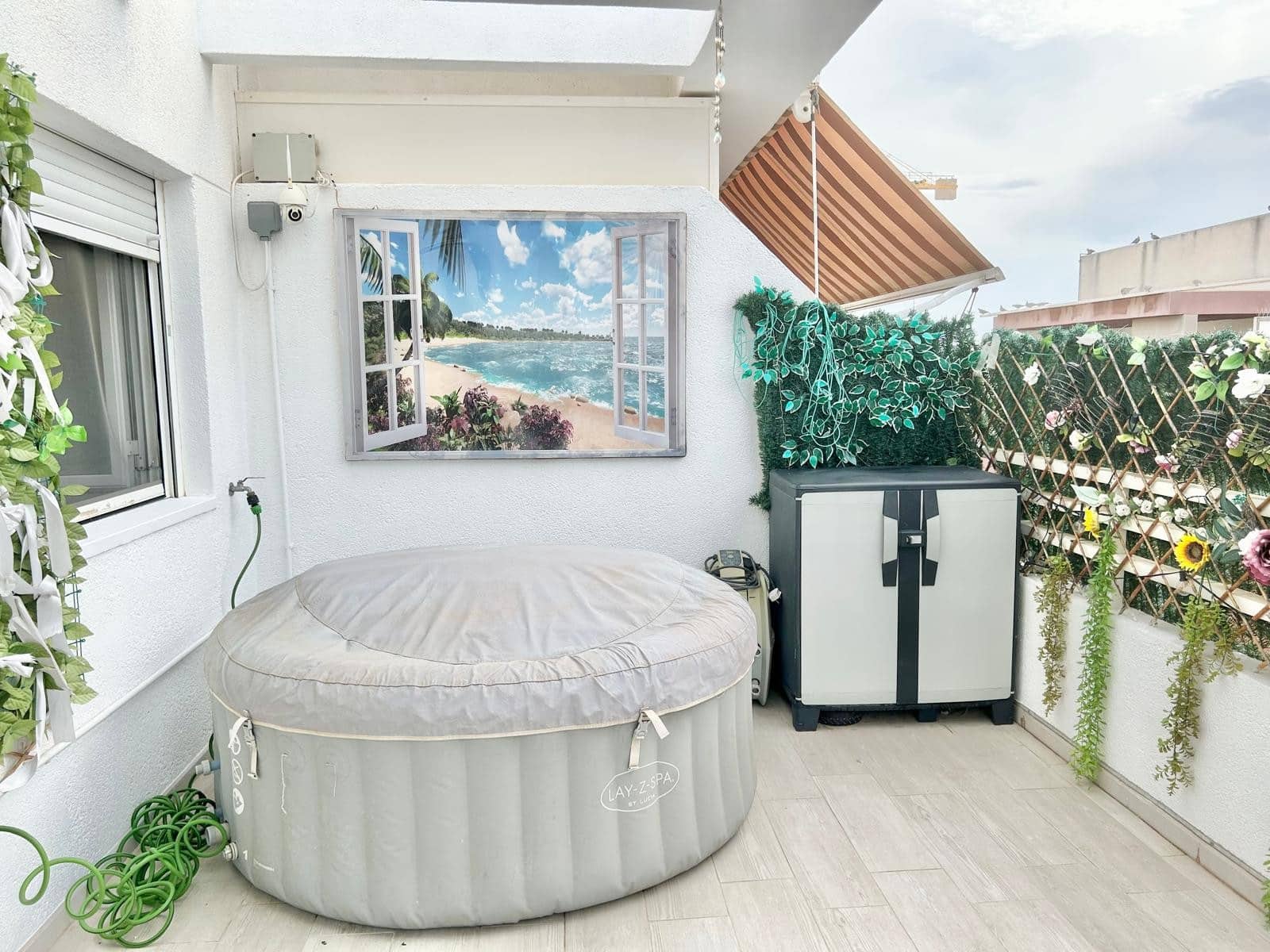 2 soverom Penthouse til salgs i Torrevieja - € 149 950 (Ref: 9634100)