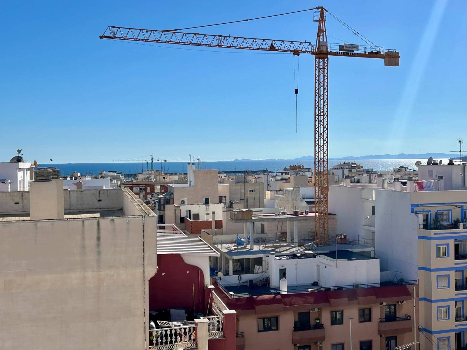 2 soverom Penthouse til salgs i Torrevieja - € 149 950 (Ref: 9634100)