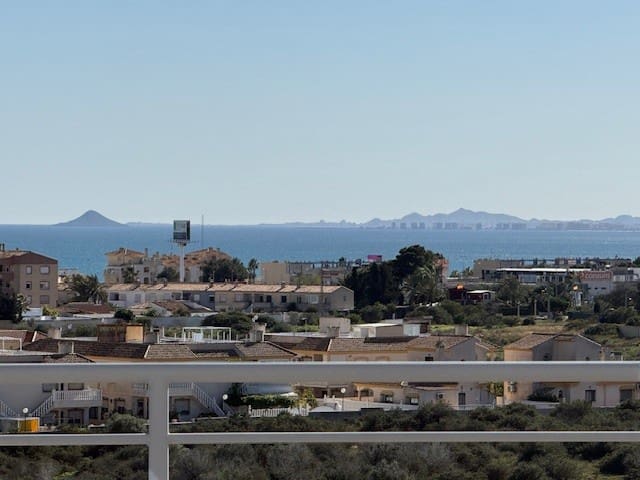 2 makuuhuone Kattohuoneisto myytävänä paikassa Dehesa de Campoamor mukana uima-altaan 
autotalli - 299 000 € (Ref: 9634103)