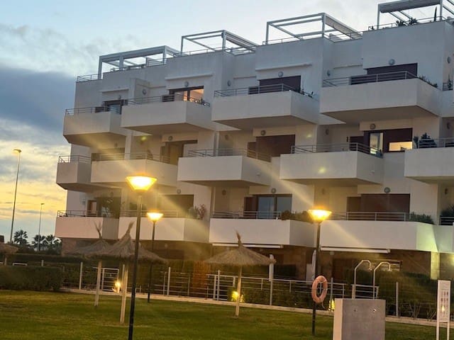 2 makuuhuone Kattohuoneisto myytävänä paikassa Dehesa de Campoamor mukana uima-altaan 
autotalli - 299 000 € (Ref: 9634103)