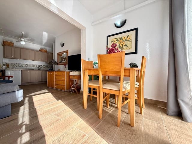 1 quarto Apartamento para venda em Los Balcones com piscina - 127 900 € (Ref: 9634106)