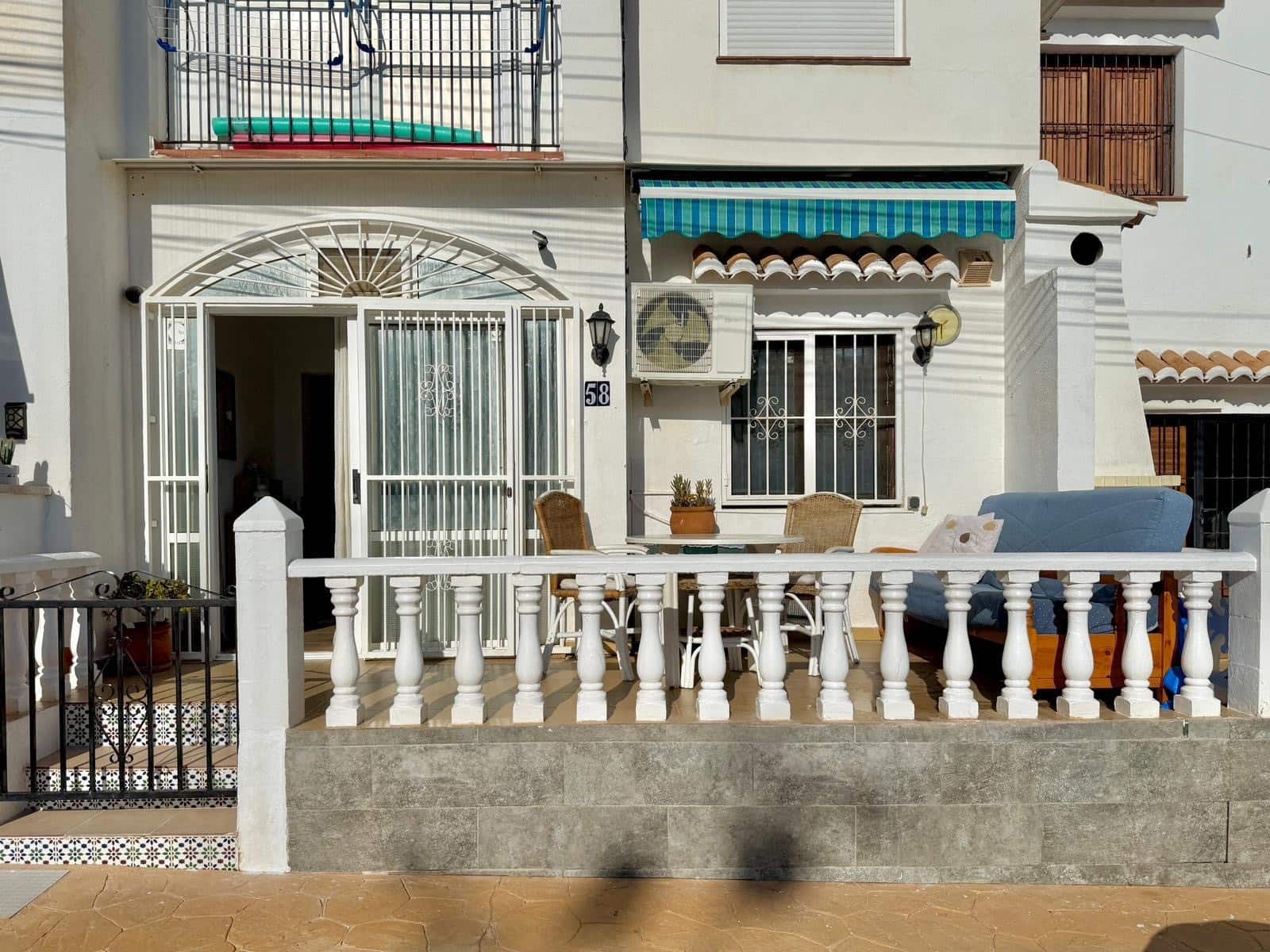 1 quarto Apartamento para venda em Los Balcones com piscina - 127 900 € (Ref: 9634106)