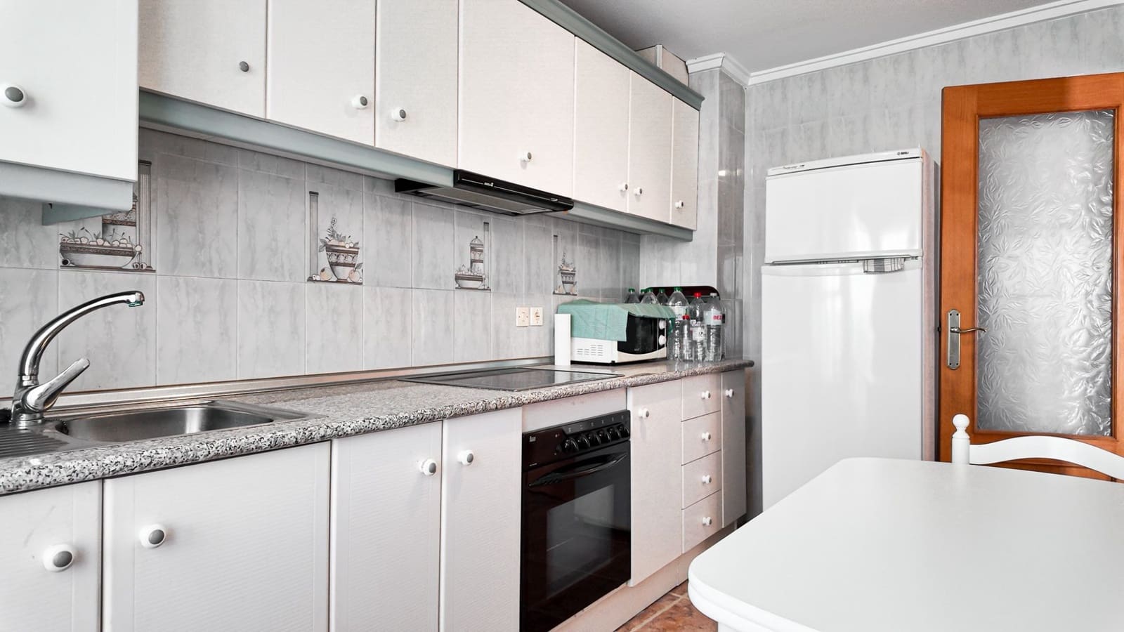 3 bedroom Apartment for sale in Torrevieja - € 139,500 (Ref: 9634108)