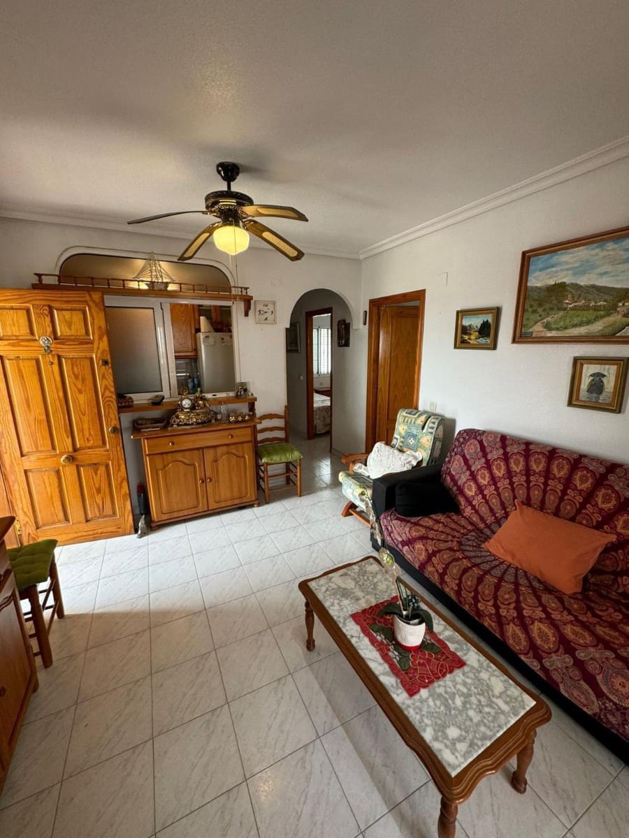 3 makuuhuone Huoneisto myytävänä paikassa La Mata mukana uima-altaan - 127 000 € (Ref: 9634112)