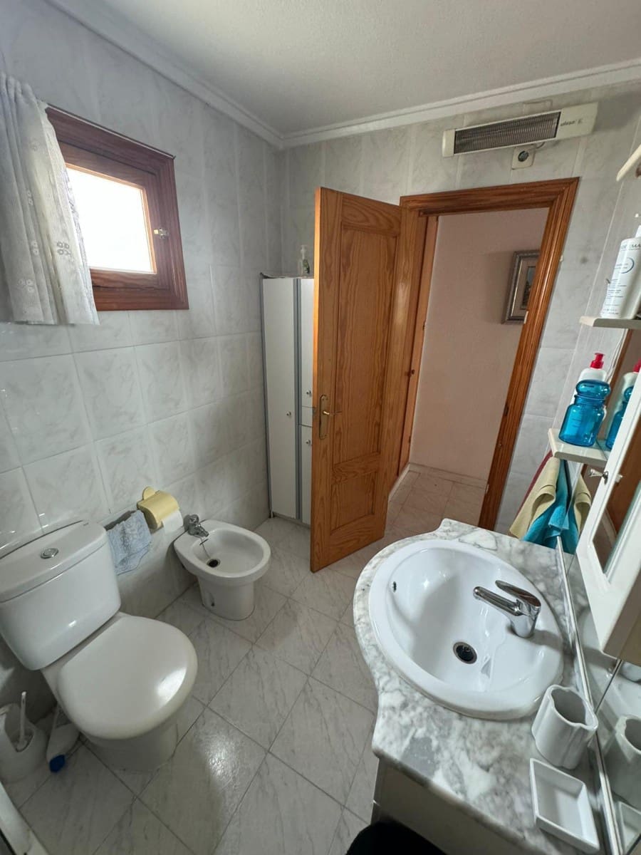 3 makuuhuone Huoneisto myytävänä paikassa La Mata mukana uima-altaan - 127 000 € (Ref: 9634112)