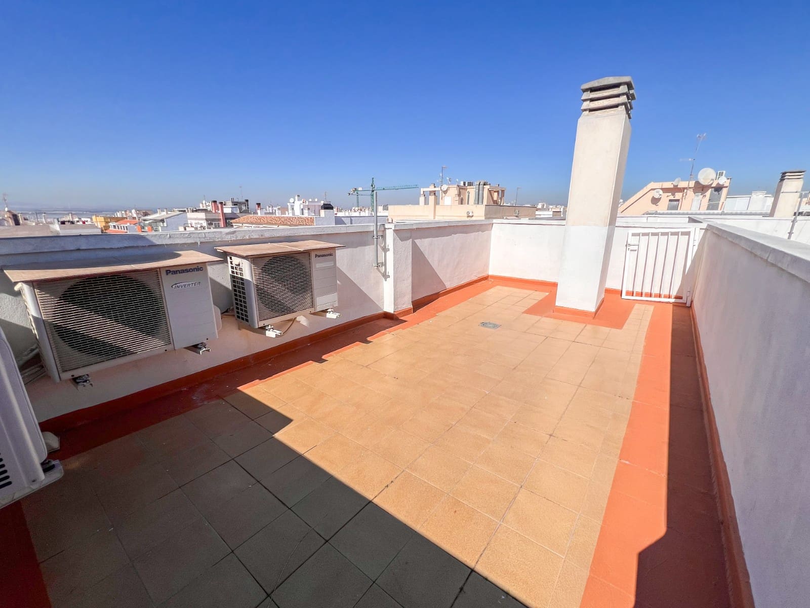 3 slaapkamer Penthouse te koop in Torrevieja met garage - € 265.000 (Ref: 9647879)
