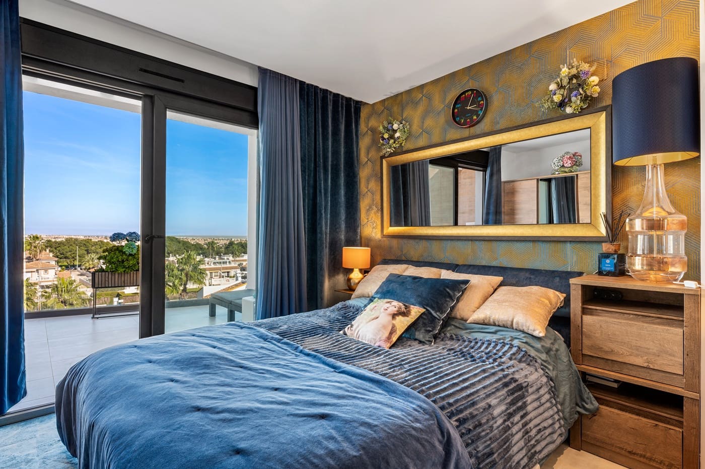 3 chambre Penthouse à vendre à Villamartin avec piscine garage - 639 000 € (Ref: 9651342)