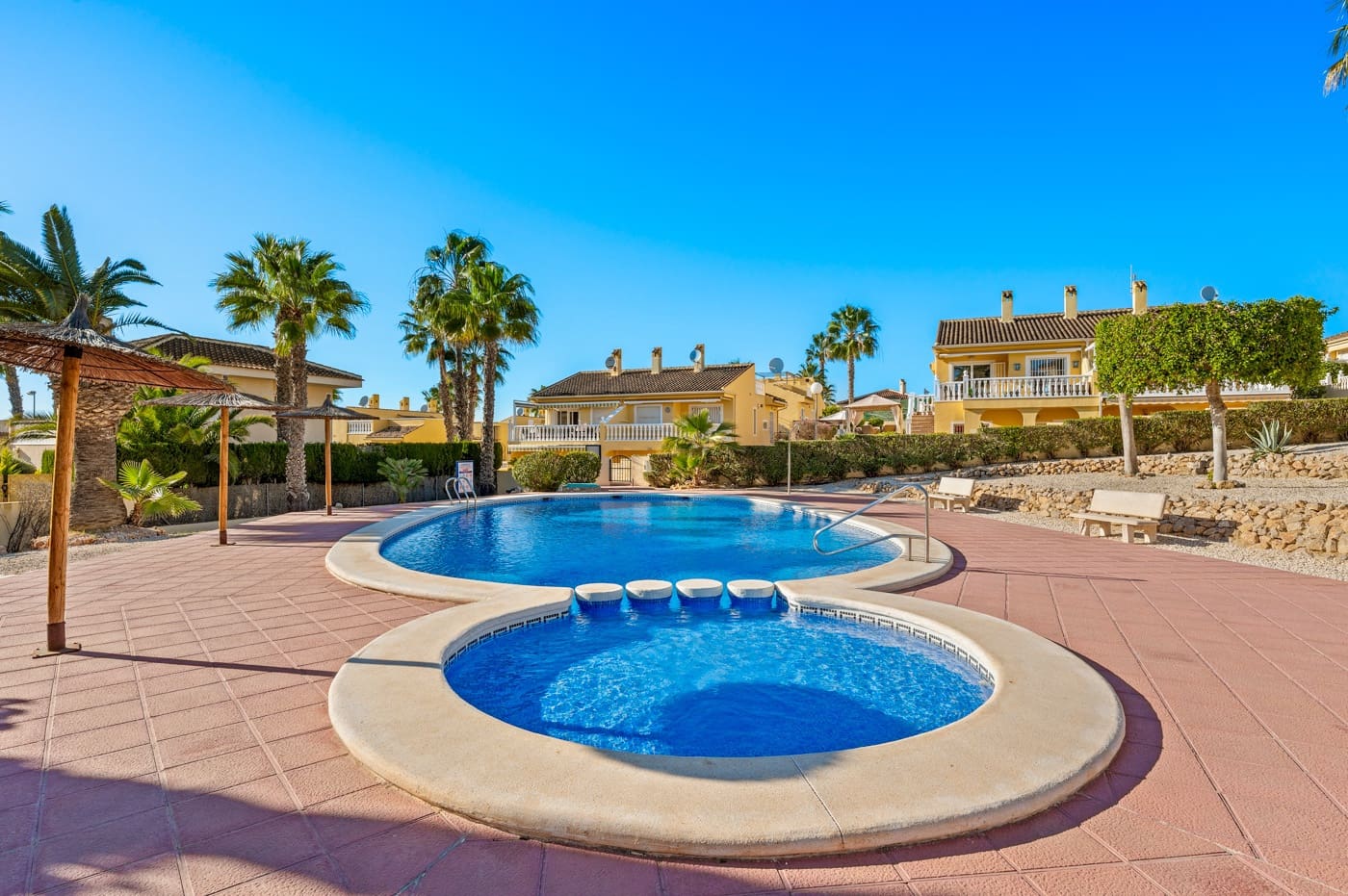 3 sovrum Villa till salu i Benimar med pool - 269 000 € (Ref: 9651343)