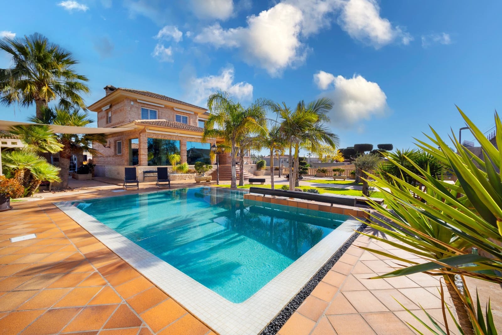 4 soverom Villa til salgs i San Vicente / Sant Vicent del Raspeig med svømmebasseng garasje - € 939 000 (Ref: 9651344)