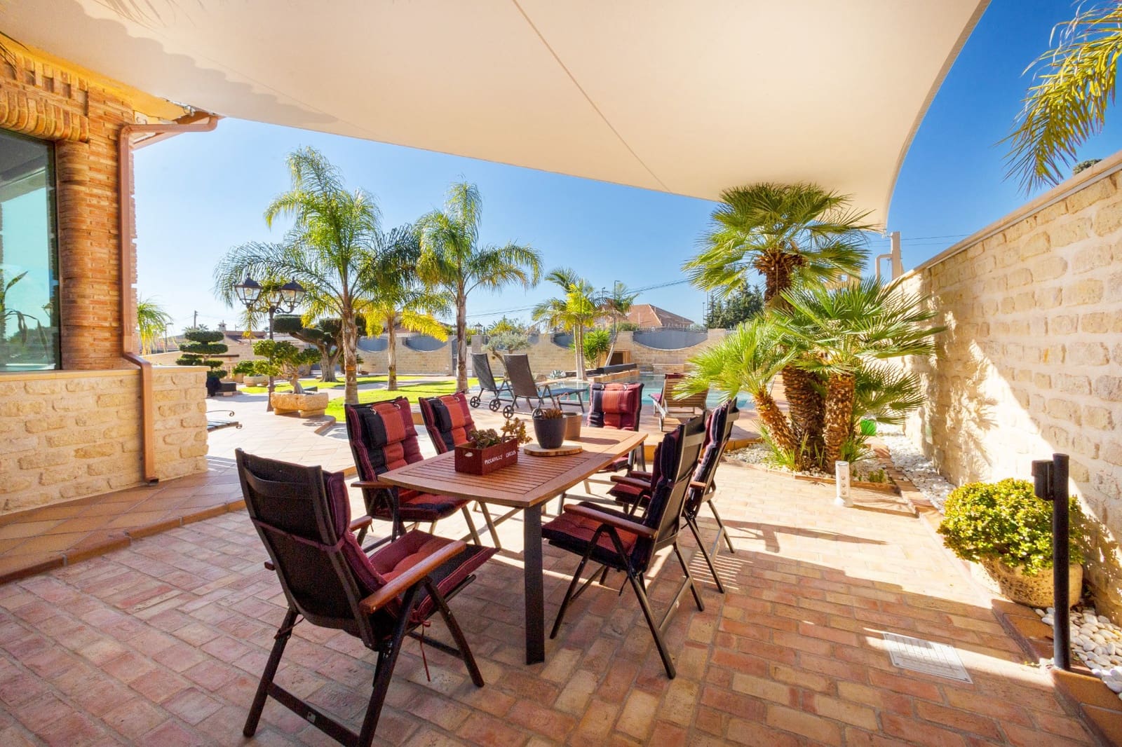 4 soverom Villa til salgs i San Vicente / Sant Vicent del Raspeig med svømmebasseng garasje - € 939 000 (Ref: 9651344)