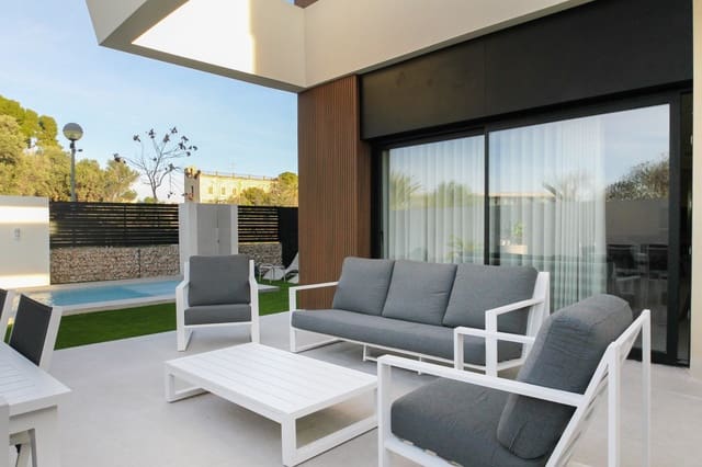 4 slaapkamer Villa te koop in Alicante stad met zwembad garage - € 729.000 (Ref: 9651345)