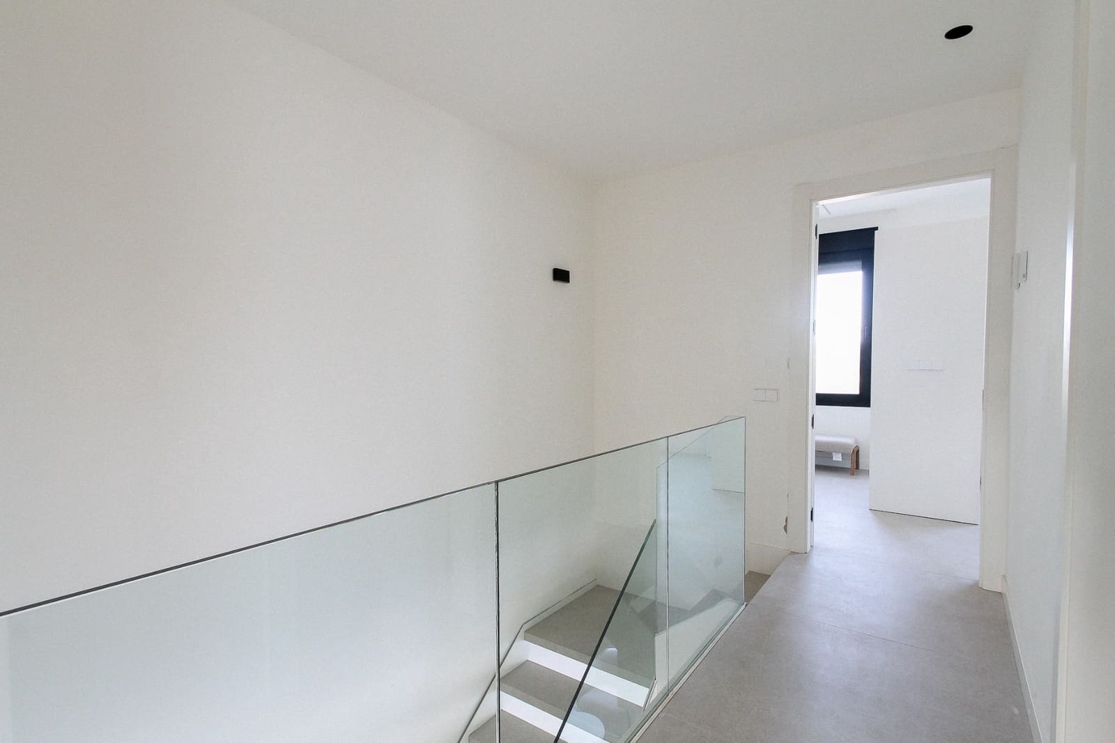 4 slaapkamer Villa te koop in Alicante stad met zwembad garage - € 729.000 (Ref: 9651345)