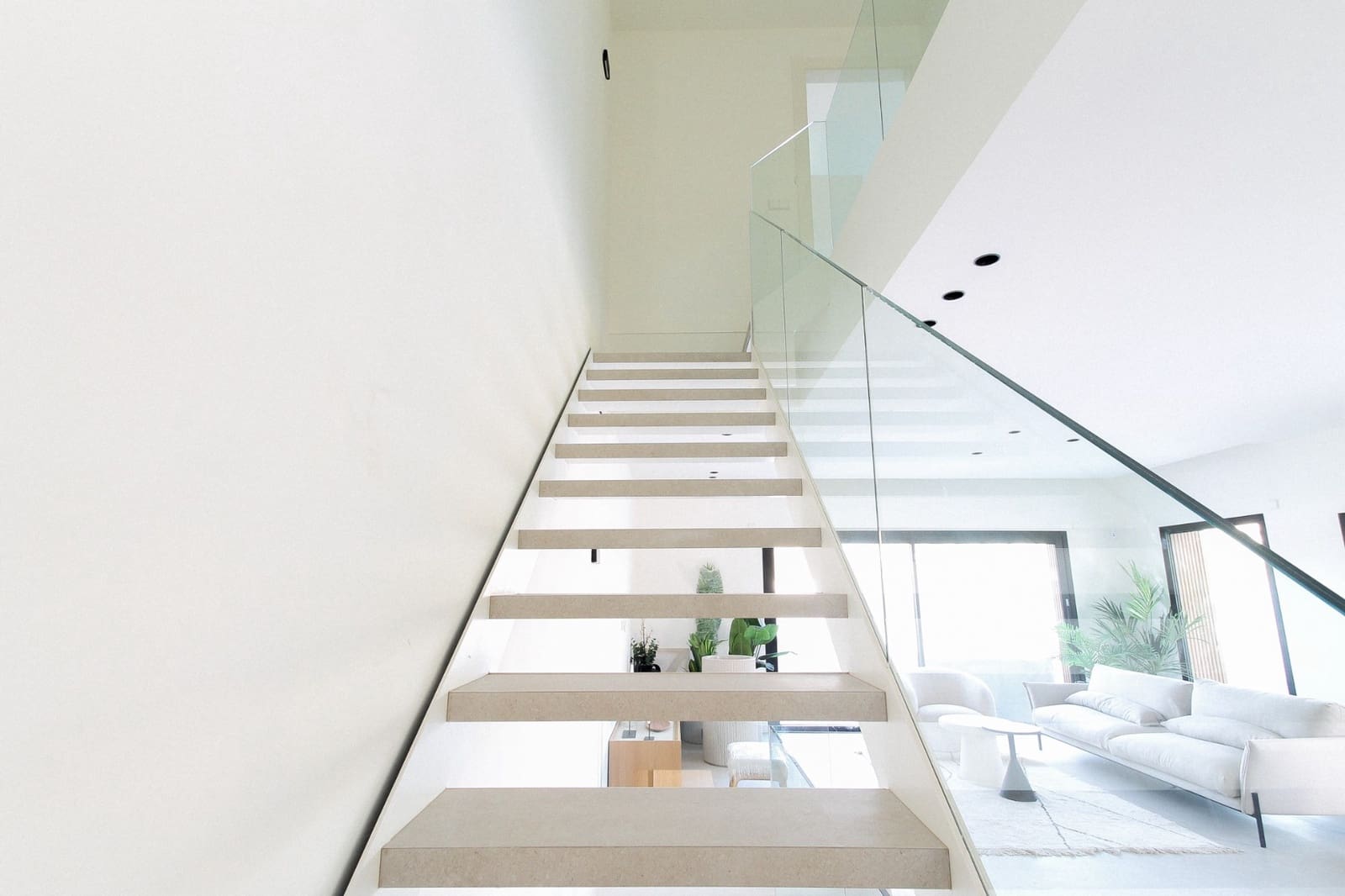 4 slaapkamer Villa te koop in Alicante stad met zwembad garage - € 729.000 (Ref: 9651345)