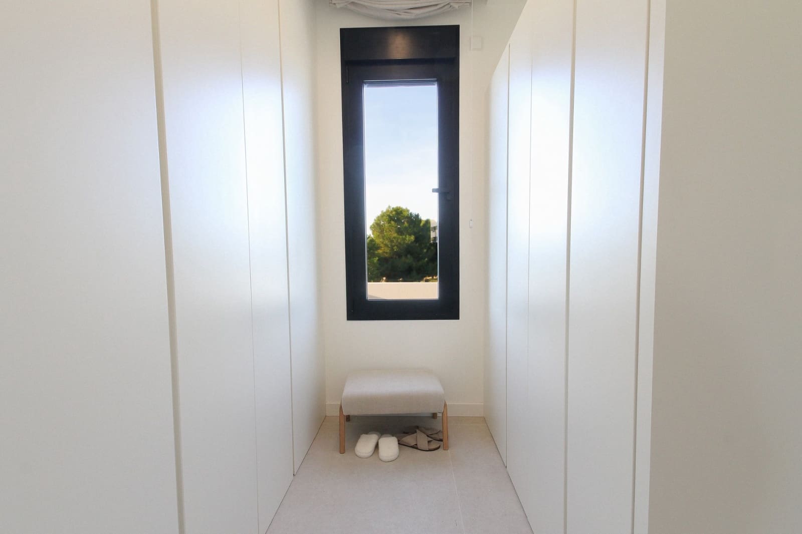 4 slaapkamer Villa te koop in Alicante stad met zwembad garage - € 729.000 (Ref: 9651345)